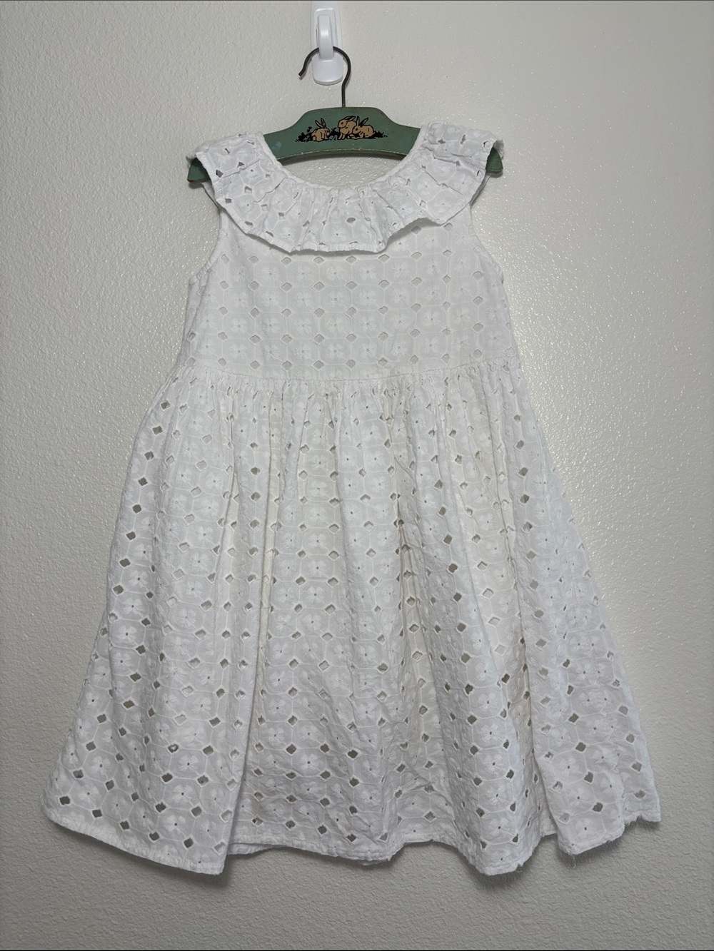 Nordstrom White Eyelet Ruffle Collar Dress 100% Cotton Size 7 | dainty | girly |